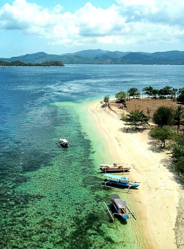 One day trip Gili Nanggu snorkeling bersama Transhealing.id